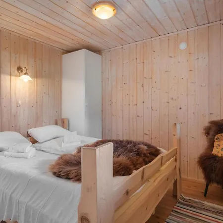 Tiuren - Natur & Ski - Svaenlia - 60 Min Osl Guest house